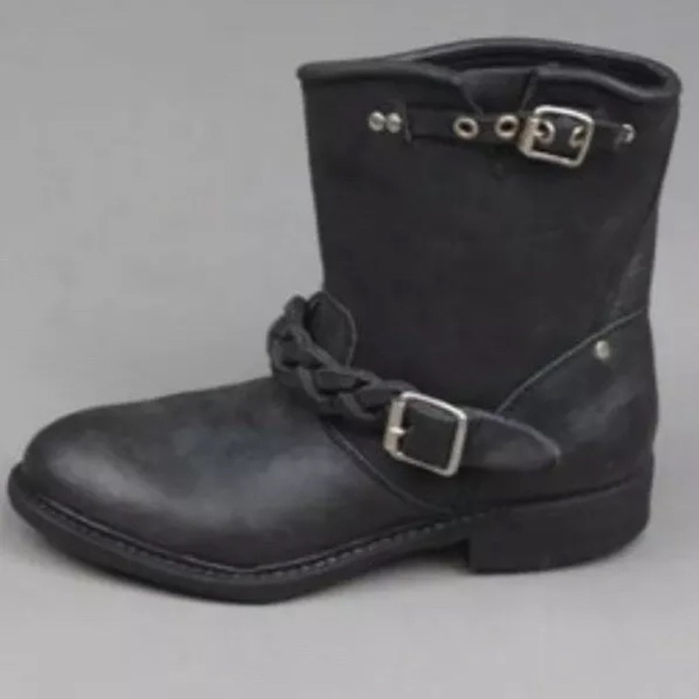 Golden Goose biker boots 36